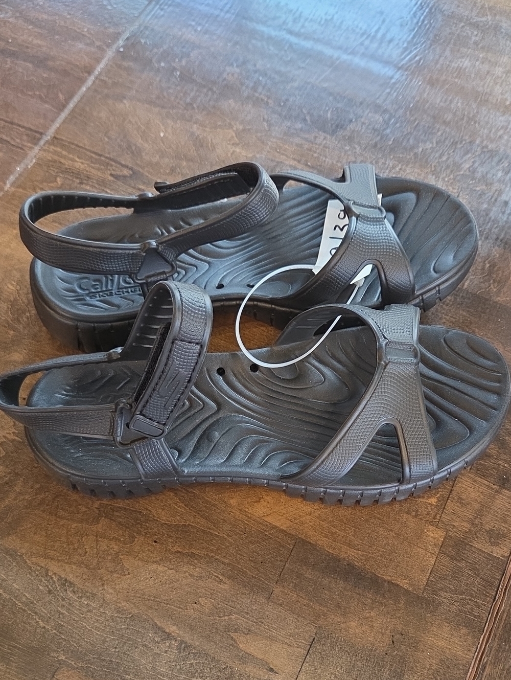 Skechers Size 9 Women's Cali Gear Lightweight Outdoor Sandals in Black